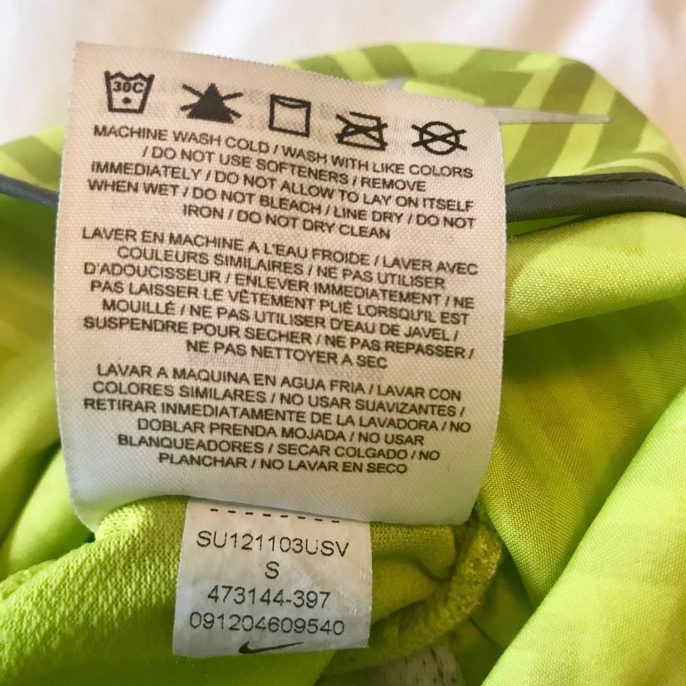 Nike Dri-Fit Running Shorts Small - Picture 6 of 6